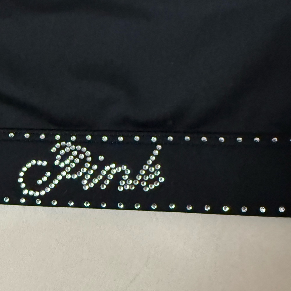 New‎ VS PINK red Relay logo shine sports Bra. Size XL - Picture 5 of 6